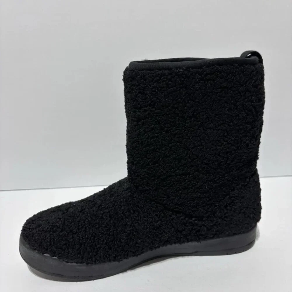 Keds Women’s Tally Faux Shearling Winter Boot Black, Size 7 M